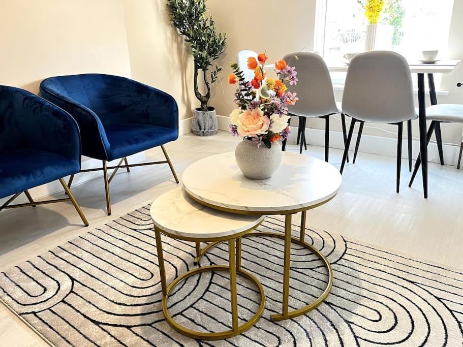 Central Winchester Serviced Apartments Exteriör bild
